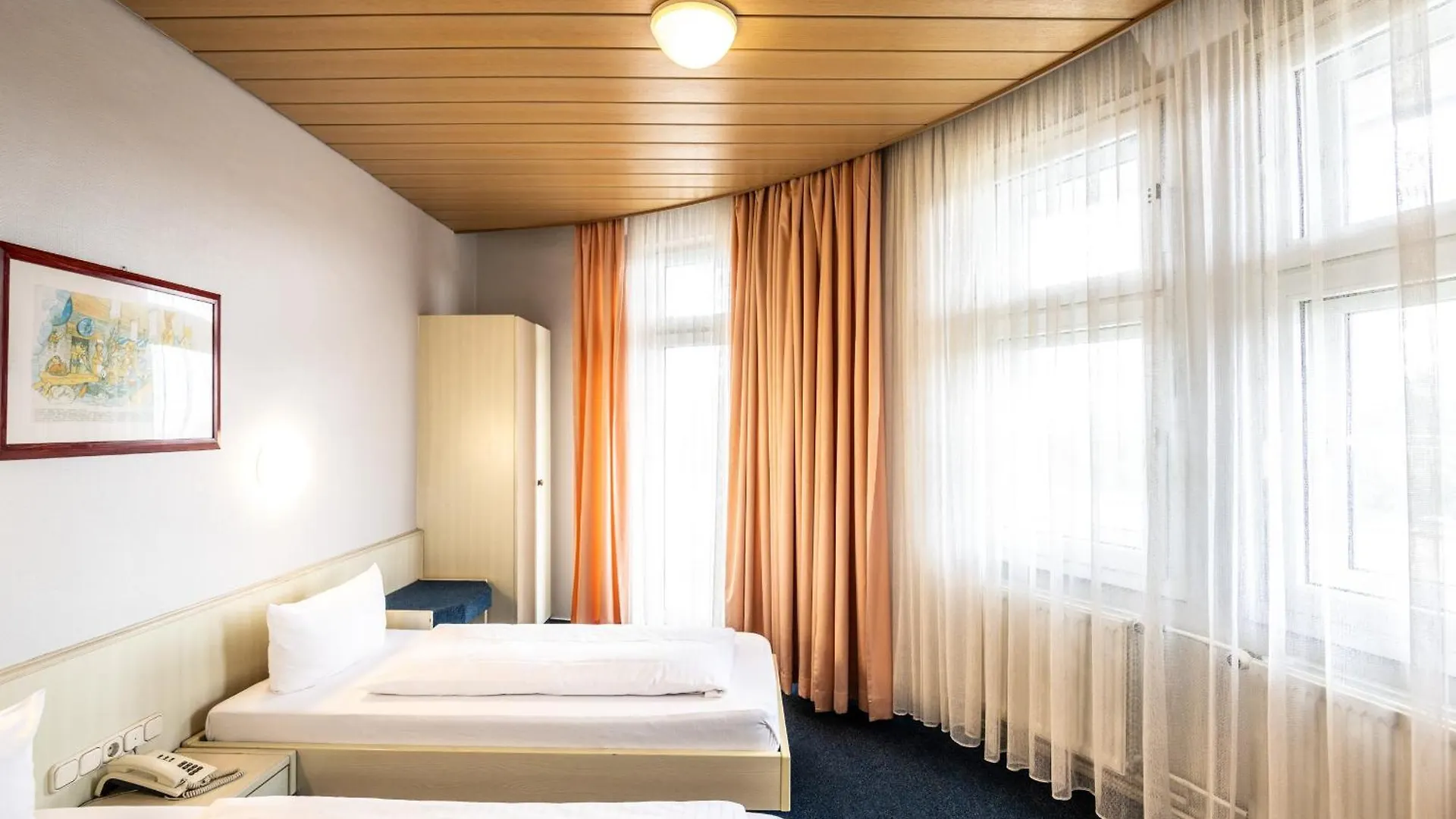 ** Мотель Hotel Und Rasthof Avus Berlin Германия