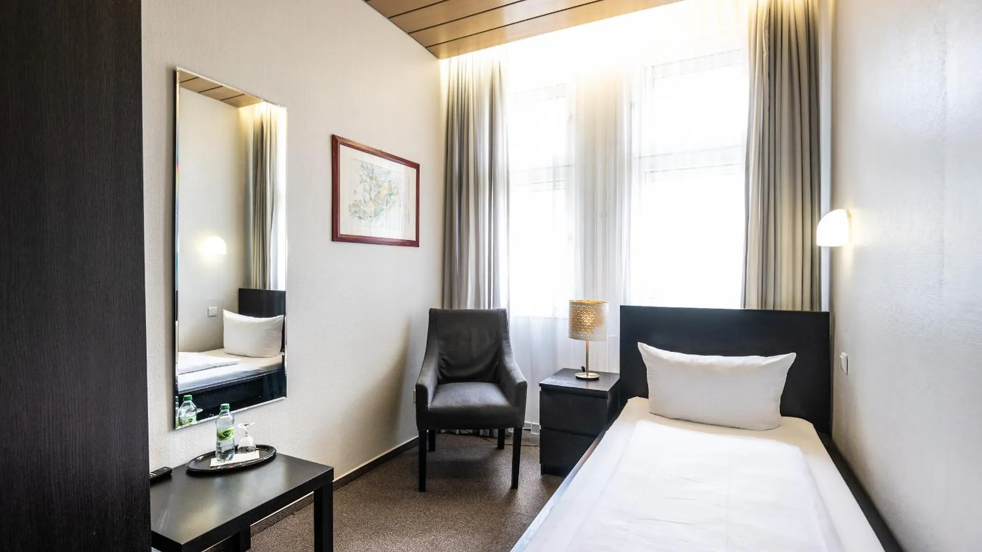 Hotel Und Rasthof Avus Berlin 2*,