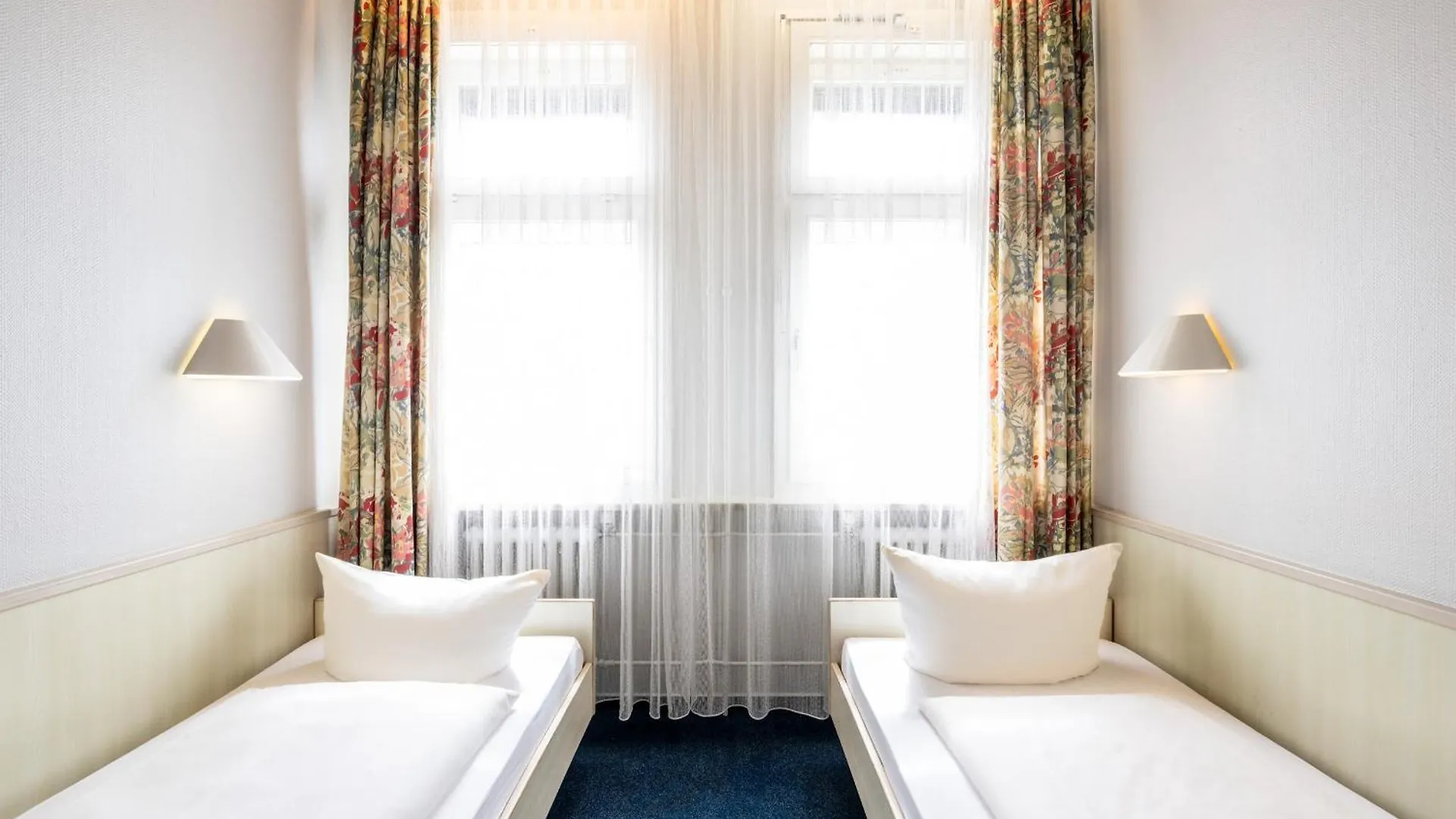 Мотель Hotel Und Rasthof Avus Berlin