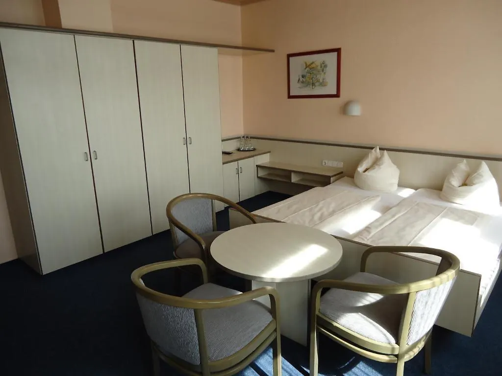 Hotel Und Rasthof Avus Berlin Германия