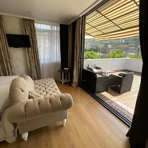 Rikhe Palace Boutique Tbilisi