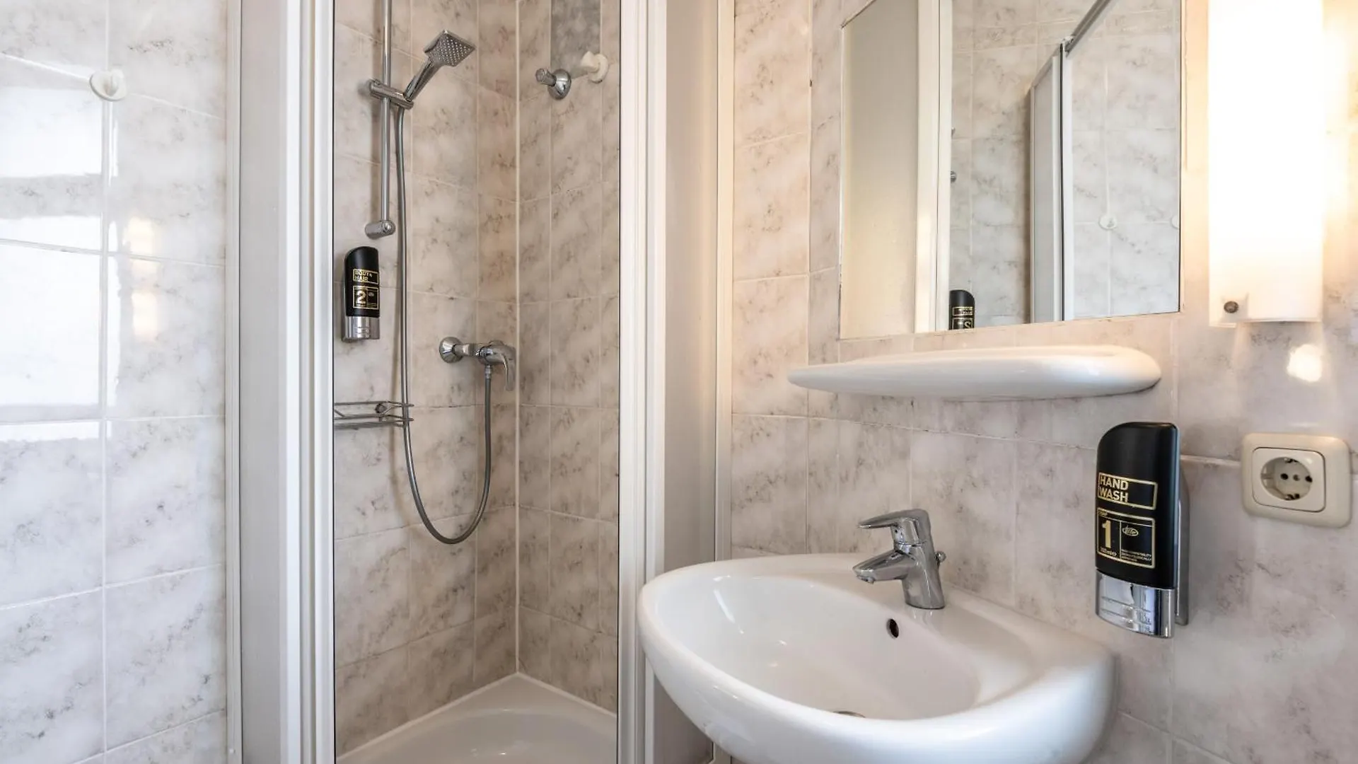 Hotel Und Rasthof Avus Berlin 2*,  Germany