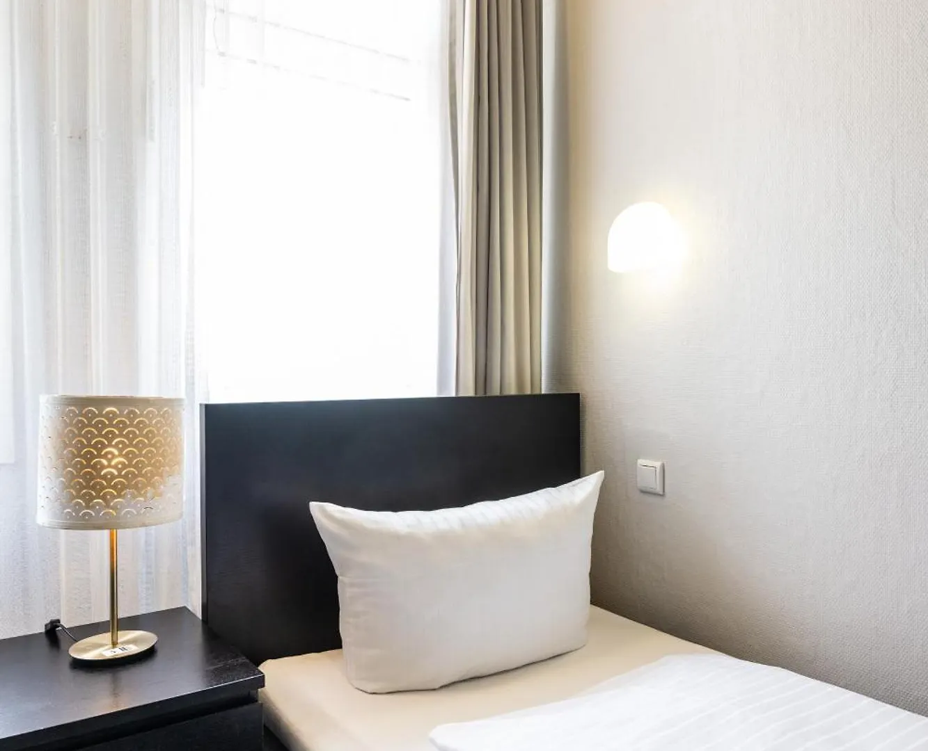 Hotel Und Rasthof Avus Berlin 2*,