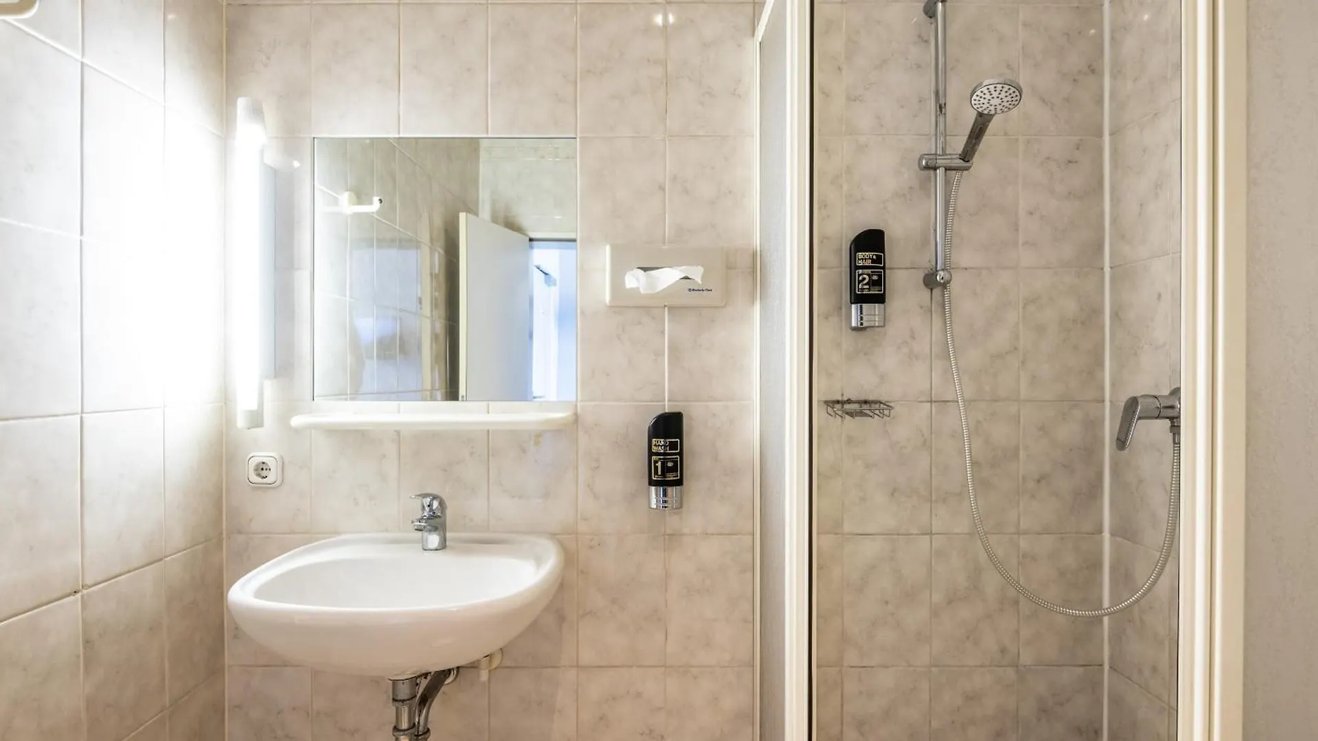 Hotel Und Rasthof Avus Berlin 2*,