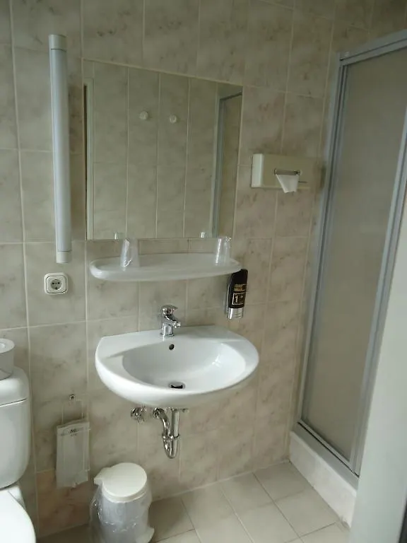 Hotel Und Rasthof Avus Berlin Motel