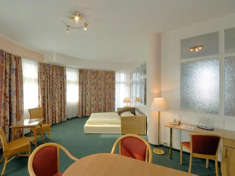 ** Motel Hotel Und Rasthof Avus Berlin Germany